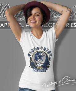 Dallas Cowboys Grateful Dead Roses Dancing Bears V Neck TShirt