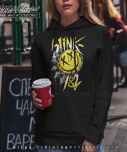 182 Logo The World Tour 2023 Hoodie