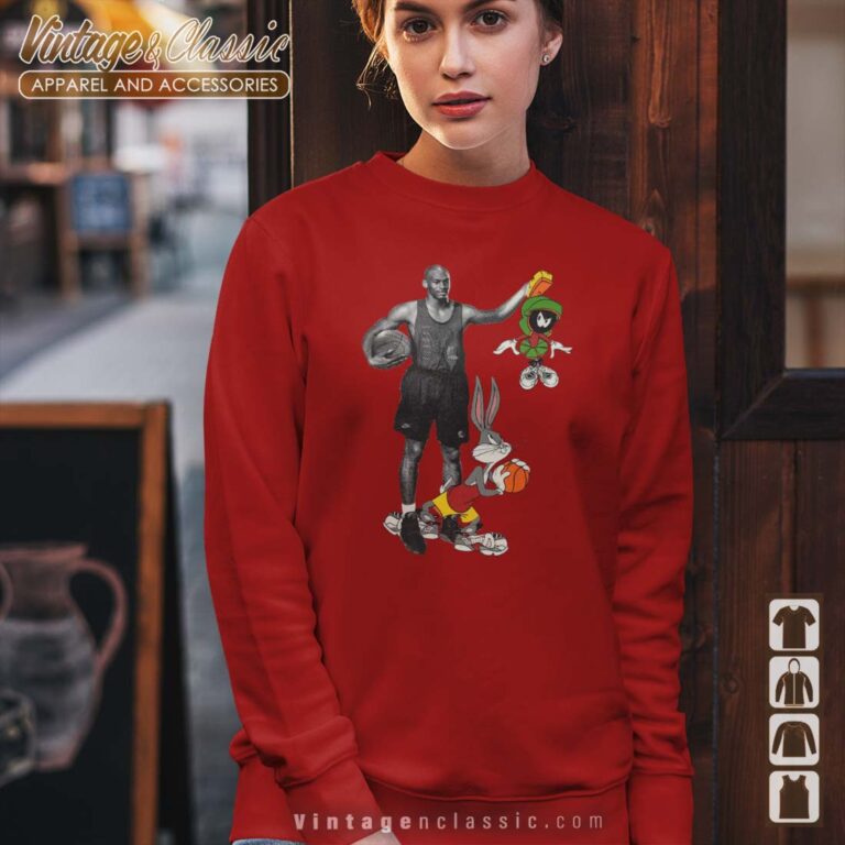 1993 Nike Michael Jordan Looney Tunes Sweetshirt 1993 Nike Michael Jordan Looney Tunes Sweetshirt