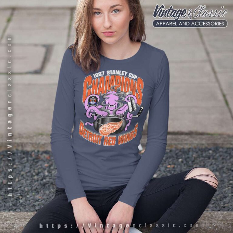 1997 Stanley Cup Champions Detroit Red Wings Octopus Long Sleeve Tee 1997 Stanley Cup Champions Detroit Red Wings Octopus Long Sleeve Tee