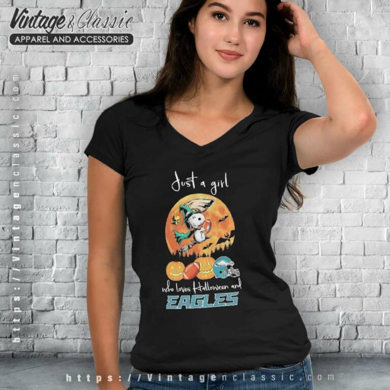 Philadelphia Eagles Snoopy Woodstock Just A Girl Who Loves Halloween V Neck TShirt Philadelphia Eagles Snoopy Woodstock Just A Girl Who Loves Halloween V Neck TShirt