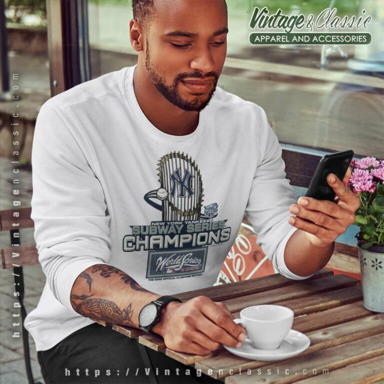 2000 New York Yankees Subway Series Champion World Series Sweatshirt 2000 New York Yankees Subway Series Champion World Series Sweatshirt