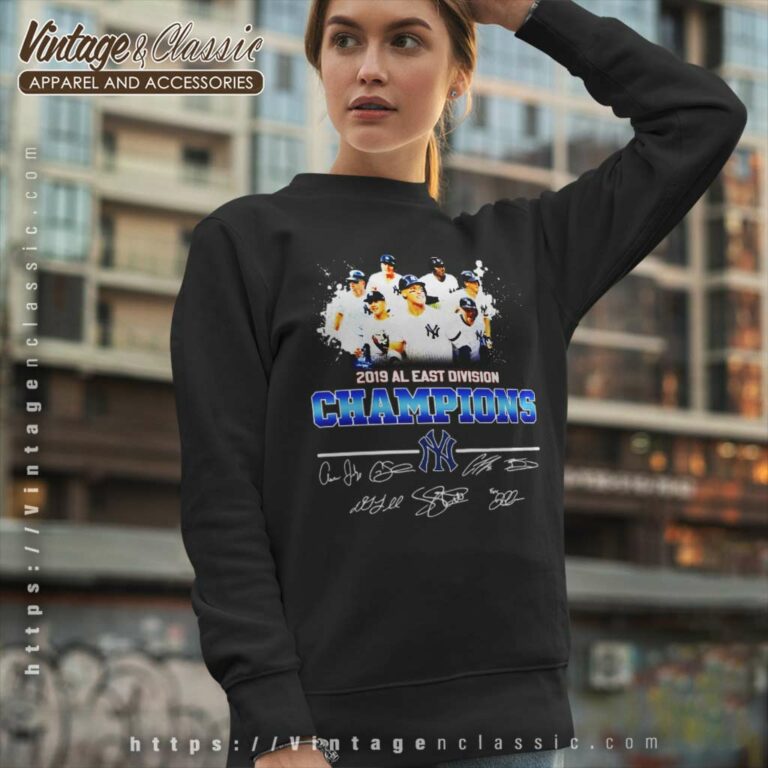 2019 Al East Division Champions New York Yankees Signature Sweatshirt 2019 Al East Division Champions New York Yankees Signature Sweatshirt