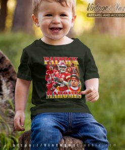 2023 Super Bowl Champion Patrick Mahomes Patrick Mahomes bootleg 90s retro Tshirt Kid