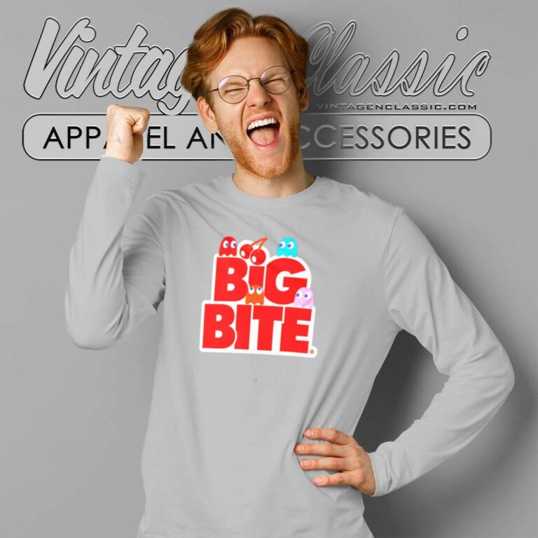 7 Eleven Pac Man Big Bite Yum Yum Long Sleeve Tee 7 Eleven Pac Man Big Bite Yum Yum Long Sleeve Tee