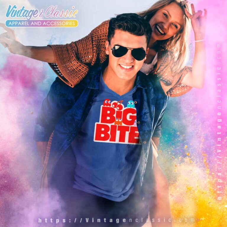 7 Eleven Pac Man Big Bite Yum Yum V Neck TShirt 7 Eleven Pac Man Big Bite Yum Yum V Neck TShirt