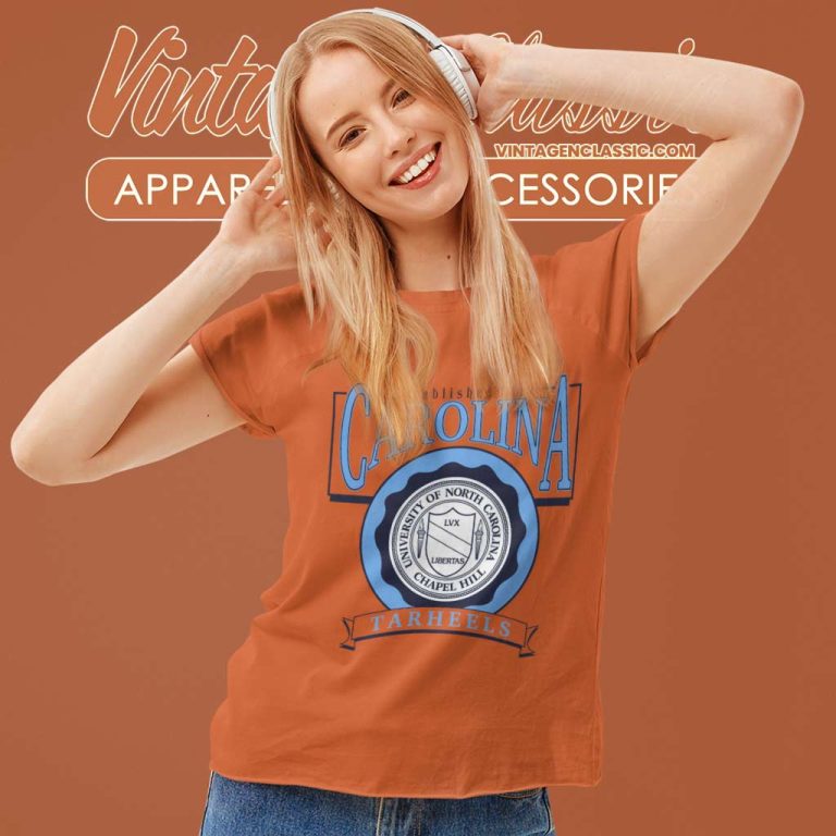 90s University North Carolina Ncaa Women TShirt 90s University North Carolina Ncaa Women TShirt
