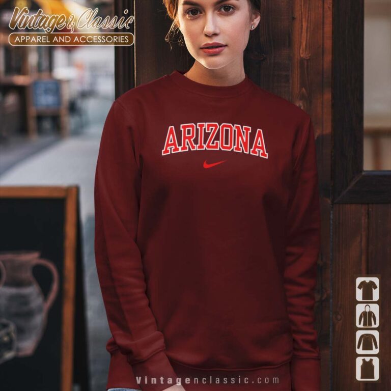 90s University Of Arizona Nike Logo Sweetshirt 90s University Of Arizona Nike Logo Sweetshirt