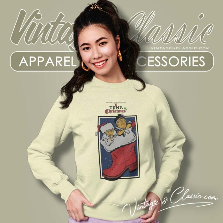 A Tuna Christmas Vintage 1990s Sweatshirt A Tuna Christmas Vintage 1990s Sweatshirt