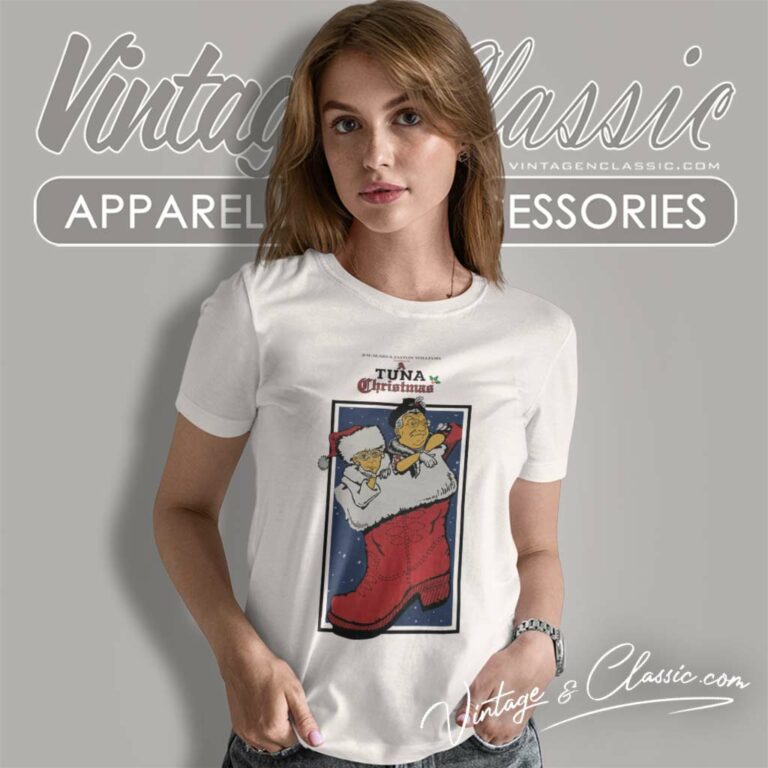 A Tuna Christmas Vintage 1990s Women TShirt A Tuna Christmas Vintage 1990s Women TShirt