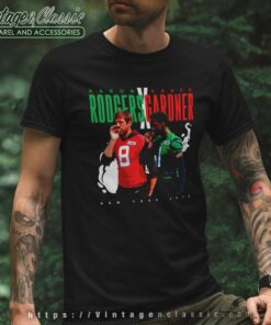 Aaron Rodgers And Sauce Gardner Handshake New York Jets Shirt 4 Aaron Rodgers And Sauce Gardner Handshake New York Jets T Shirt