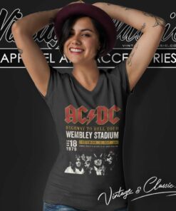 Acdc Wembley Stadium 79 V Neck TShirt