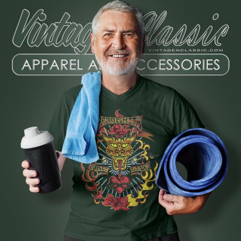 Aerosmith Nine Lives 1997 V Neck TShirt Aerosmith Nine Lives 1997 V Neck TShirt