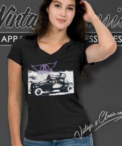 Aerosmith Pump Album V Neck TShirt