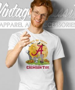 Alabama Crimson Tide Snoopy Trick Or Treat Halloween T Shirt