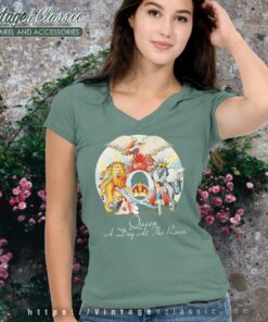 Album A Day At The Races Queen Vneck