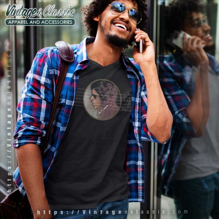 Album Blood On The Tracks Bob Dylan V Neck TShirt Album Blood On The Tracks Bob Dylan V Neck TShirt