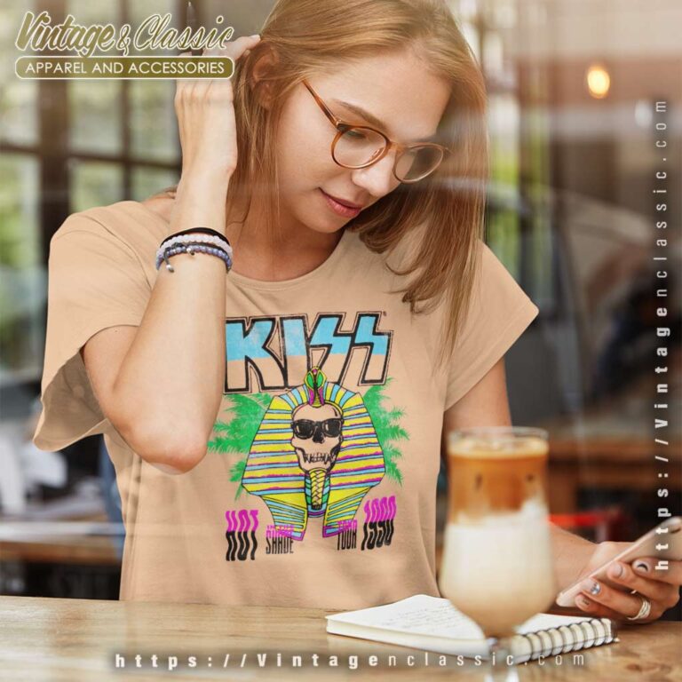 Album Hot In The Shade Kiss Women TShirt Album Hot In The Shade Kiss Women TShirt
