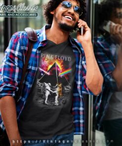Album The Dark Side Of The Moon Astronaut Pink Floyd V Neck TShirt