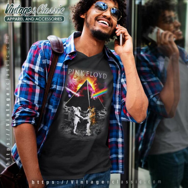 Album The Dark Side Of The Moon Astronaut Pink Floyd V Neck TShirt Album The Dark Side Of The Moon Astronaut Pink Floyd V Neck TShirt