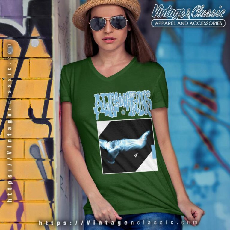 Alice In Chains Grunge Rock V Neck TShirt Alice In Chains Grunge Rock V Neck TShirt