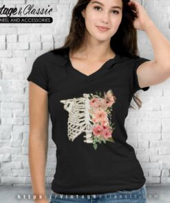 American Heartbreak Tour Zach Bryan Country Music Flower V Neck TShirt