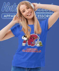 Arizona Cardinals Snoopy And Woodstock Helmet Women TShirt