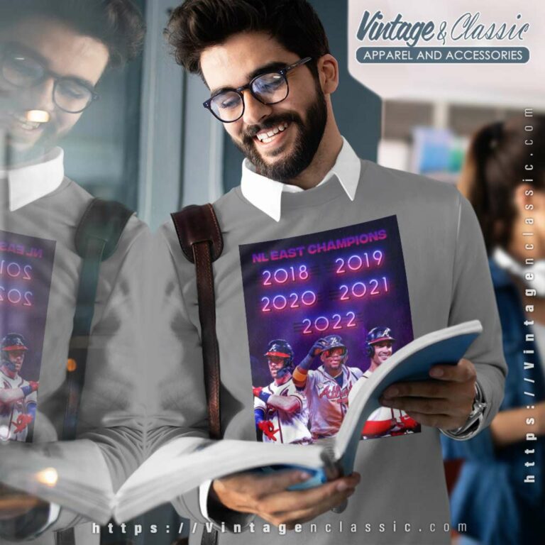 Atlanta Braves Nl East Champions Back To Back 2018 22 Sweatshirt Atlanta Braves Nl East Champions Back To Back 2018 22 Sweatshirt