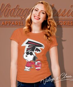 Atlanta Falcons Snoopy Dog Peanuts Women T Shirt