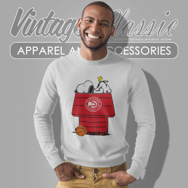 Atlanta Hawks Shirt Nba Basketball Snoopy Woodstock The Peanuts Movie Sweatshirt Atlanta Hawks Shirt Nba Basketball Snoopy Woodstock The Peanuts Movie Sweatshirt