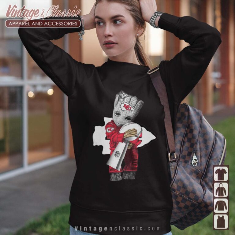 Baby Groot Hug Kansas City Chiefs Super Bowl Sweatshirt Baby Groot Hug Kansas City Chiefs Super Bowl Sweatshirt