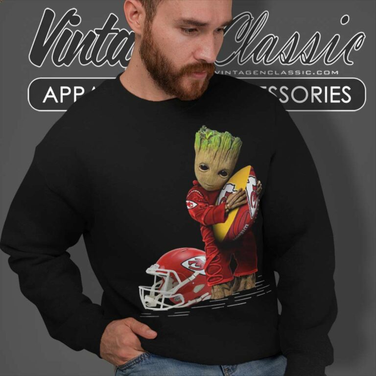Baby Groot Hugging Kansas City Chiefs Sweatshirt Baby Groot Hugging Kansas City Chiefs Sweatshirt