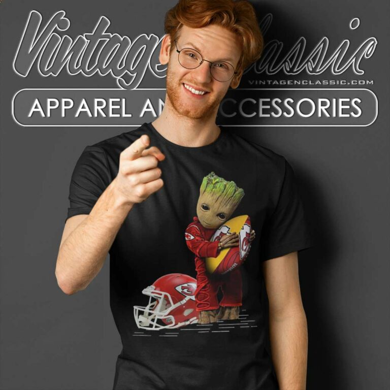 Baby Groot Hugging Kansas City Chiefs T Shirt Baby Groot Hugging Kansas City Chiefs T Shirt