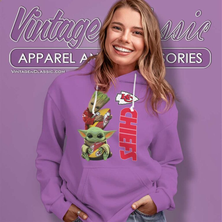 Baby Yoda And Groot Kansas City Chiefs Hoodie Baby Yoda And Groot Kansas City Chiefs Hoodie