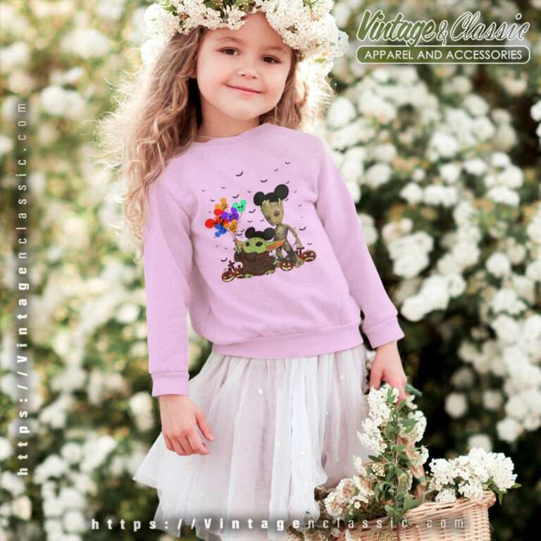 Baby Yoda And Groot Mickey Halloween kids Sweetshirt Baby Yoda And Groot Mickey Halloween kids Sweetshirt