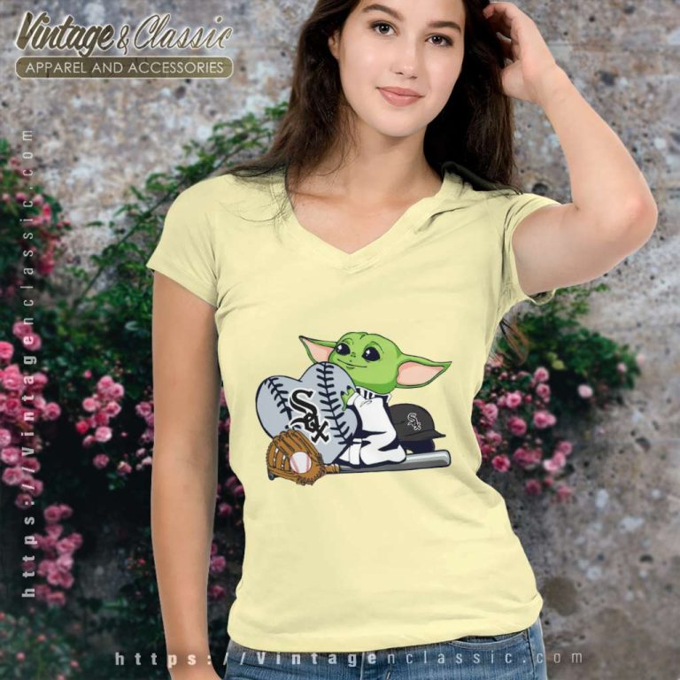 Baby Yoda Chicago White Sox V Neck TShirt Baby Yoda Chicago White Sox V Neck TShirt