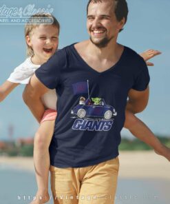 Baby Yoda Driving Car New York Giants V Neck TShirt