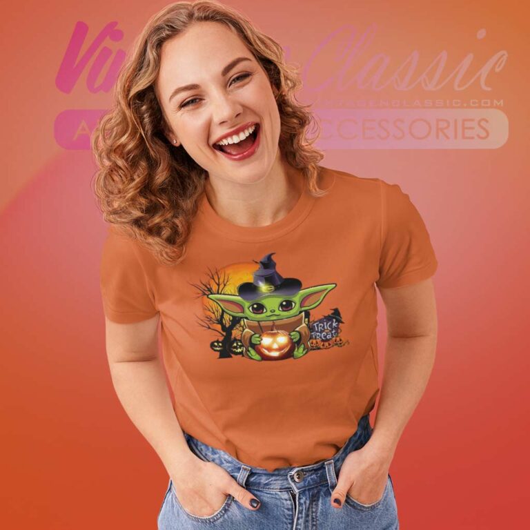 Baby Yoda Halloween Pumpkin Women TShirt Baby Yoda Halloween Pumpkin Women TShirt