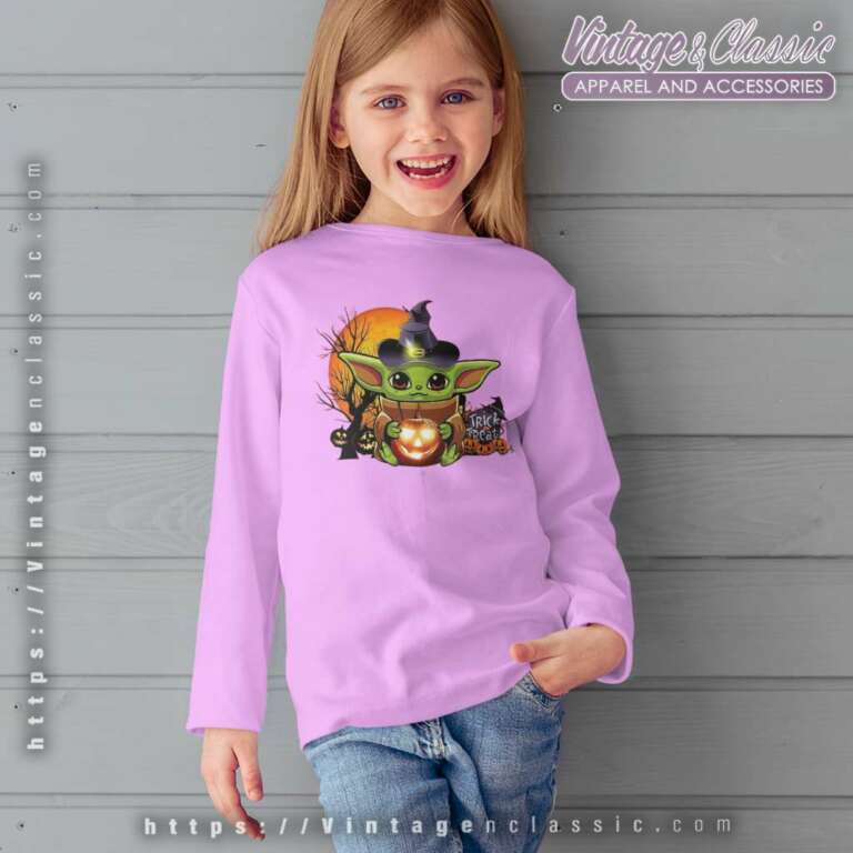 Baby Yoda Halloween Pumpkin kids Longsleeves Baby Yoda Halloween Pumpkin kids Longsleeves