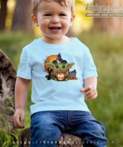 Baby Yoda Halloween Pumpkin kids Tshirt