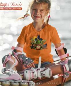 Baby Yoda Halloween Pumpkin kids Vneck