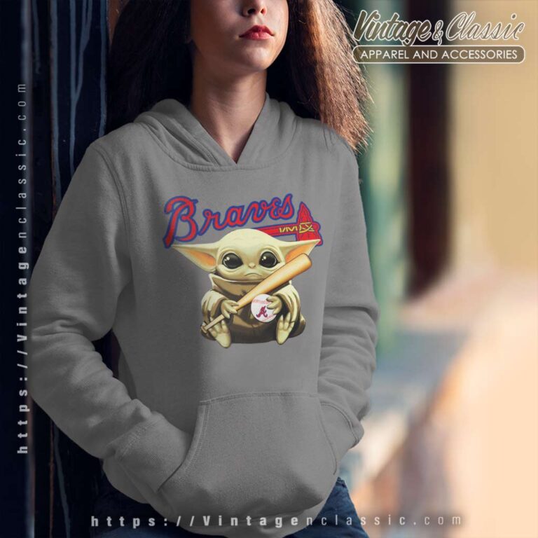 Baby Yoda Hug Atlanta Braves Hoodie Baby Yoda Hug Atlanta Braves Hoodie