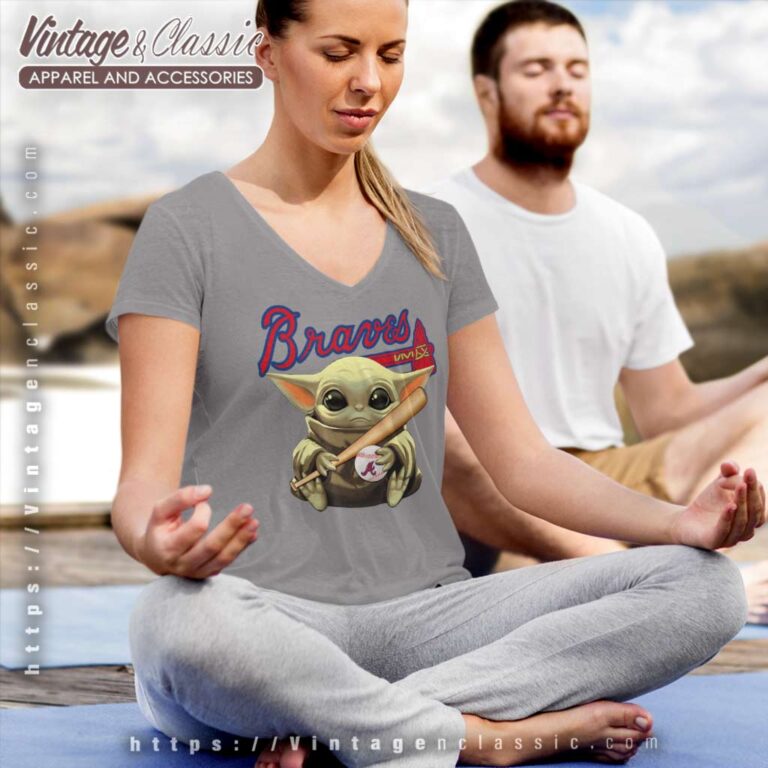 Baby Yoda Hug Atlanta Braves V Neck TShirt Baby Yoda Hug Atlanta Braves V Neck TShirt