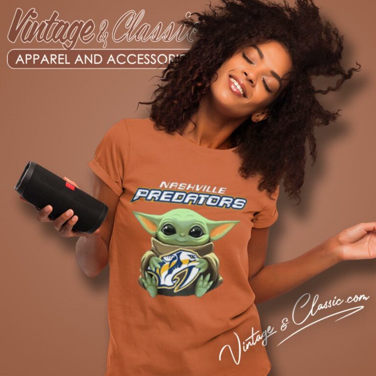 Baby Yoda Hug Nashville Predators Women T Shirt Baby Yoda Hug Nashville Predators Women T Shirt