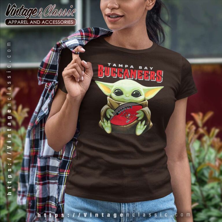 Baby Yoda Hug Tampa Bay Buccaneers Star Wars Mandalorian Women TShirt Baby Yoda Hug Tampa Bay Buccaneers Star Wars Mandalorian Women TShirt