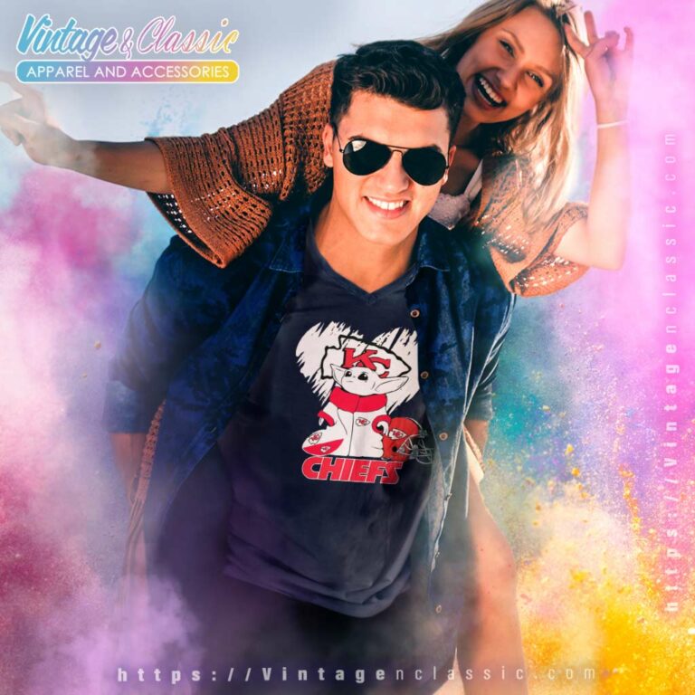 Baby Yoda Love Kansas City Chiefs V Neck TShirt Baby Yoda Love Kansas City Chiefs V Neck TShirt