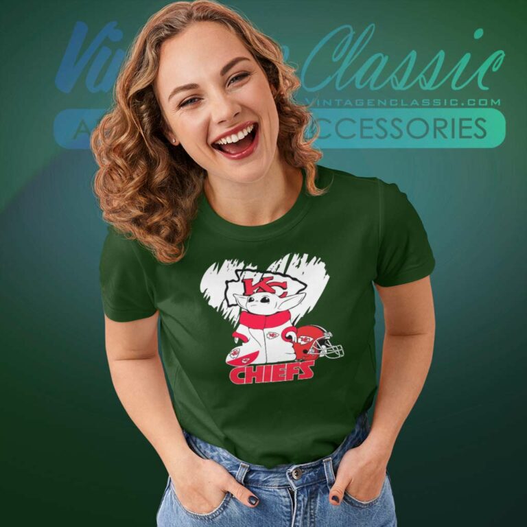 Baby Yoda Love Kansas City Chiefs Women TShirt Baby Yoda Love Kansas City Chiefs Women TShirt