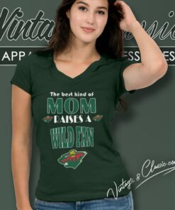 Best Kind Of Mom Raise A Fan Minnesota Wild V Neck TShirt