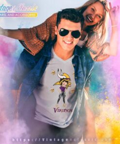 Betty Boop Minnesota Vikings V Neck TShirt