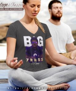 Big Truss Lamar Jackson Baltimore Ravens V Neck TShirt